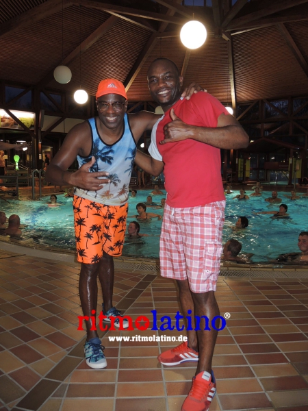 AGUA FITNESS - RITMO LATINO®