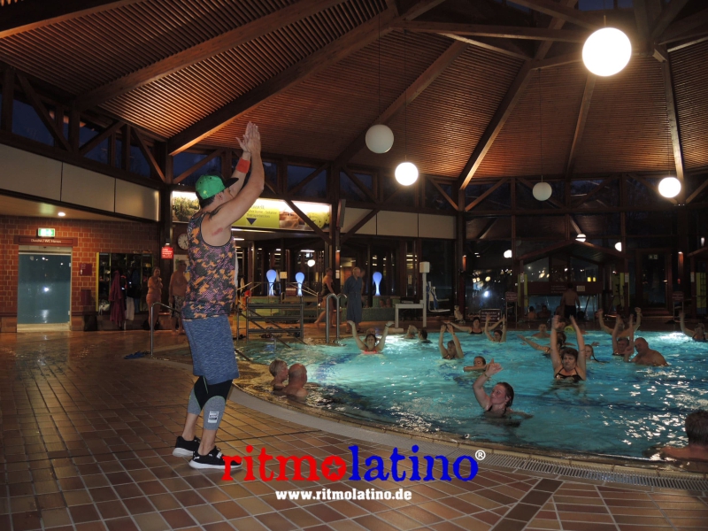 AGUA FITNESS - RITMO LATINO®