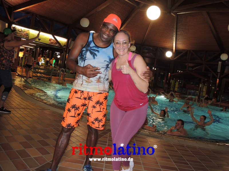 AGUA FITNESS - RITMO LATINO®