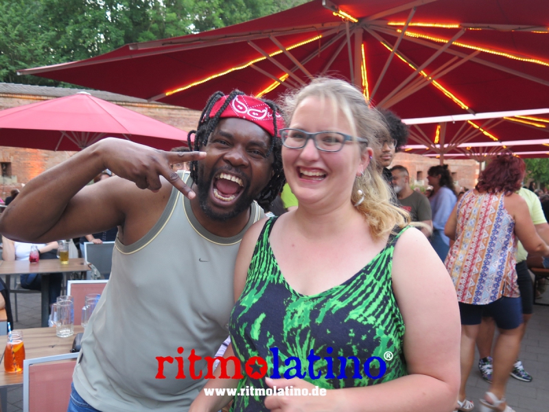 Barfuesser-Biergarten-im-Glacis-Park-9